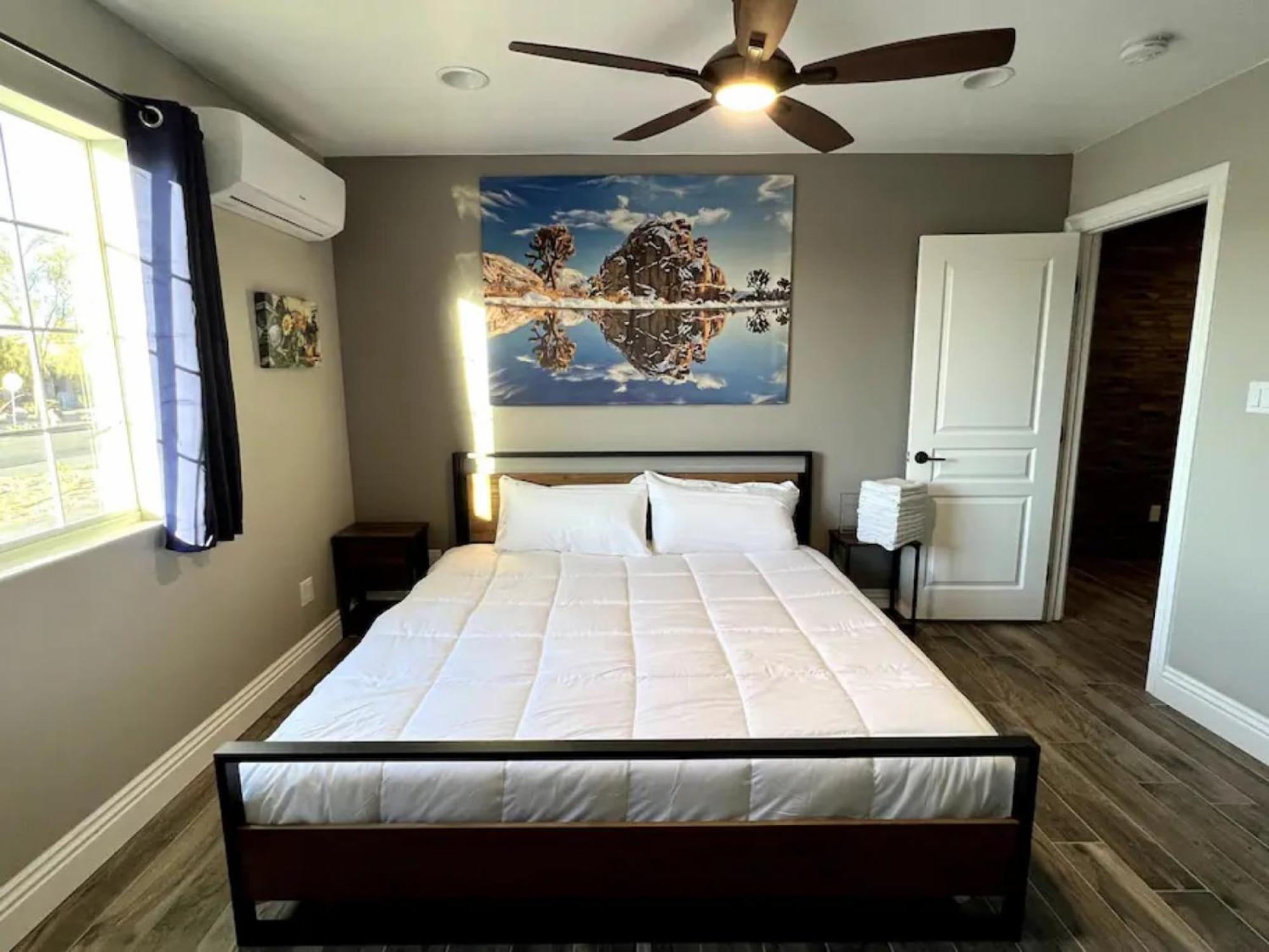 Lux Private Home - Pool, Billiards, 8 Smart Tvs, Board Games, Cotton Bedding - The Stone Sanctuary At Mccullough Hills Trailhead ลาสเวกัส ภายนอก รูปภาพ