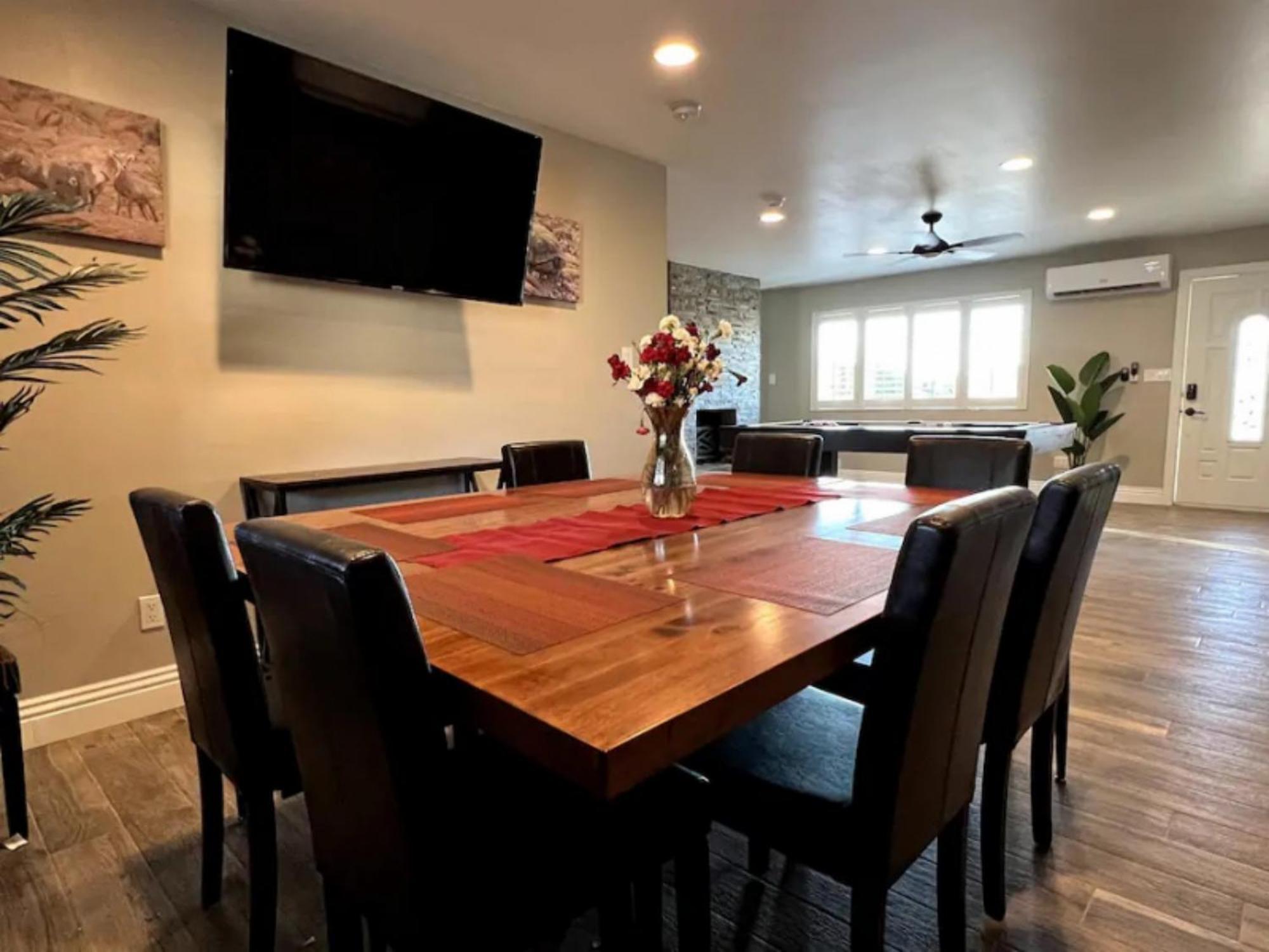 Lux Private Home - Pool, Billiards, 8 Smart Tvs, Board Games, Cotton Bedding - The Stone Sanctuary At Mccullough Hills Trailhead ลาสเวกัส ภายนอก รูปภาพ