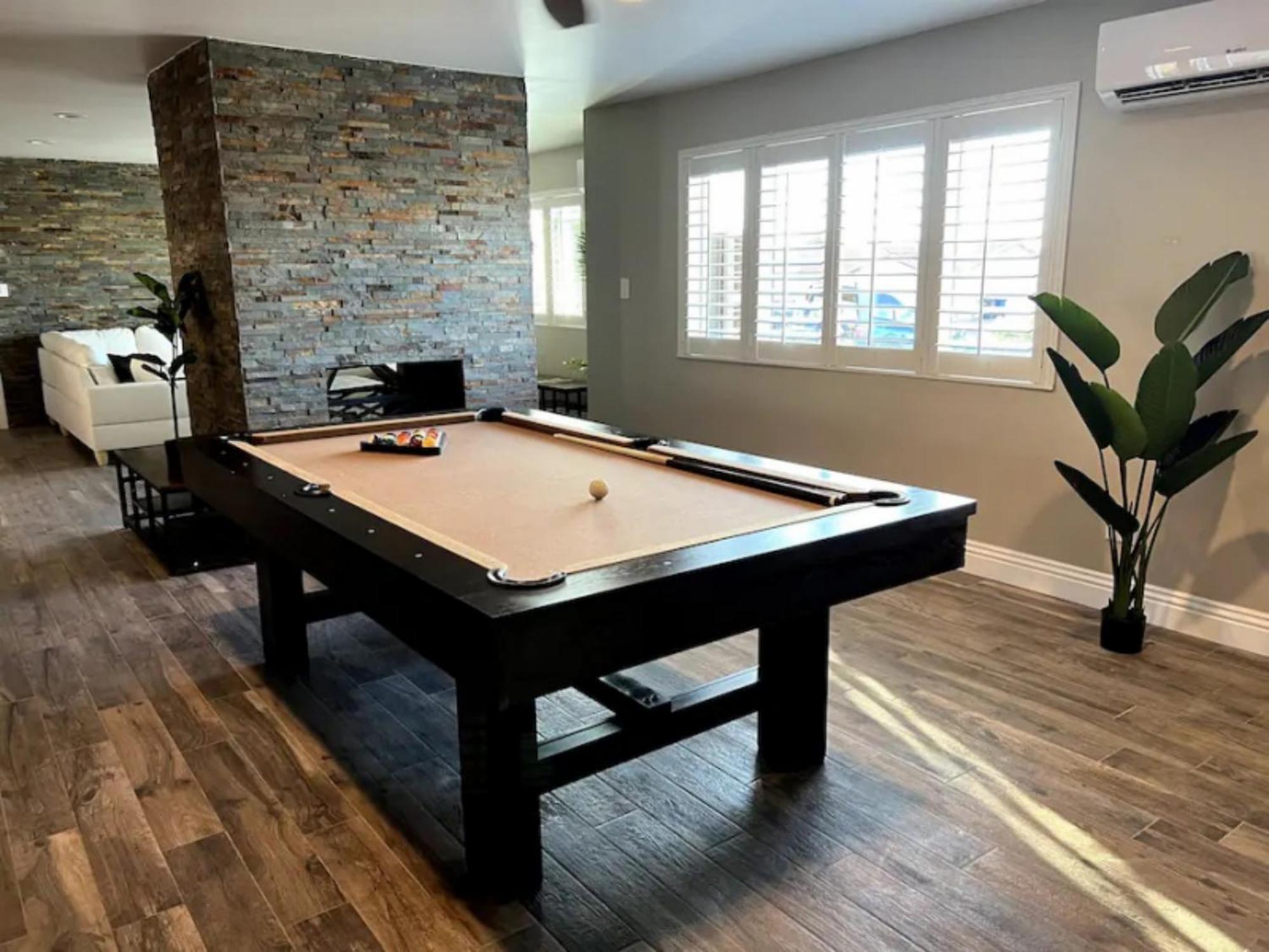 Lux Private Home - Pool, Billiards, 8 Smart Tvs, Board Games, Cotton Bedding - The Stone Sanctuary At Mccullough Hills Trailhead ลาสเวกัส ภายนอก รูปภาพ